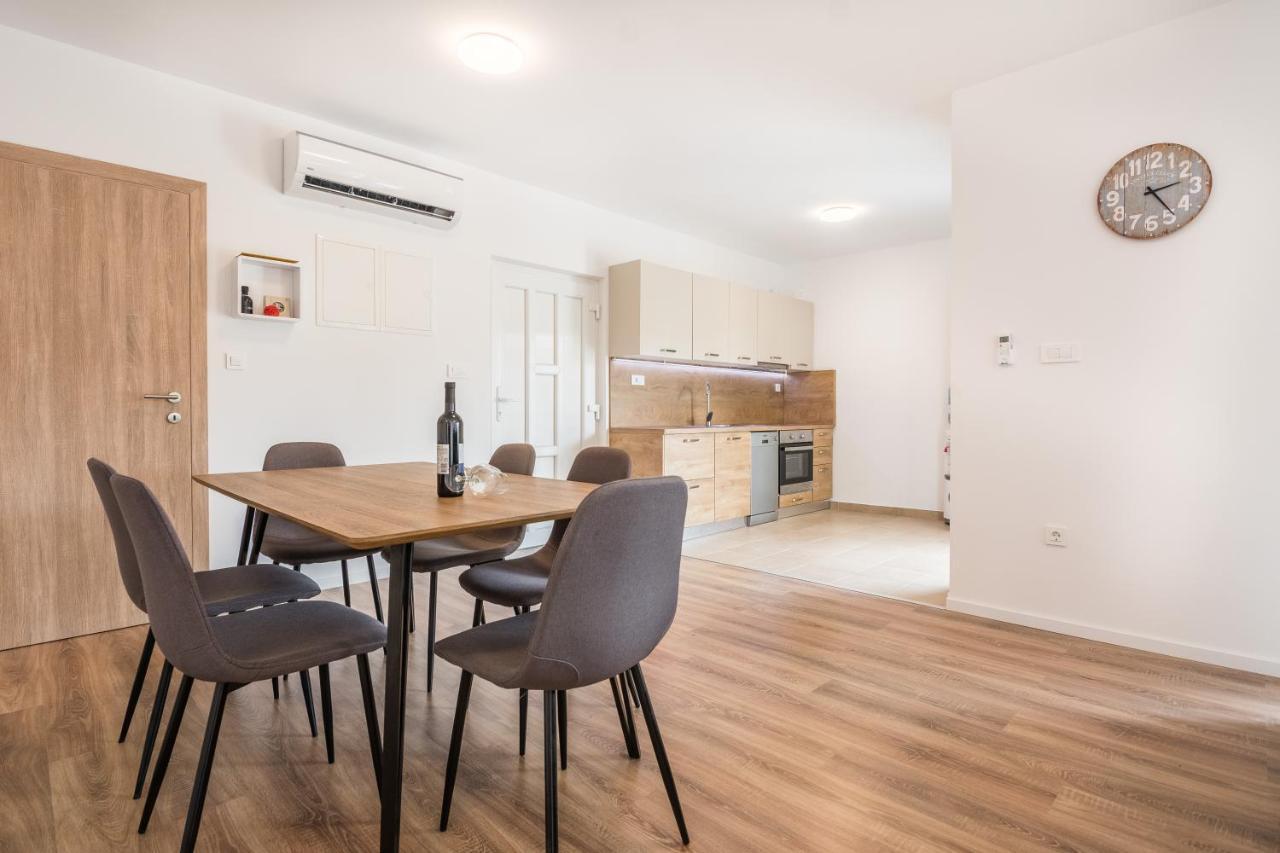Zilip Apartments Вир Экстерьер фото