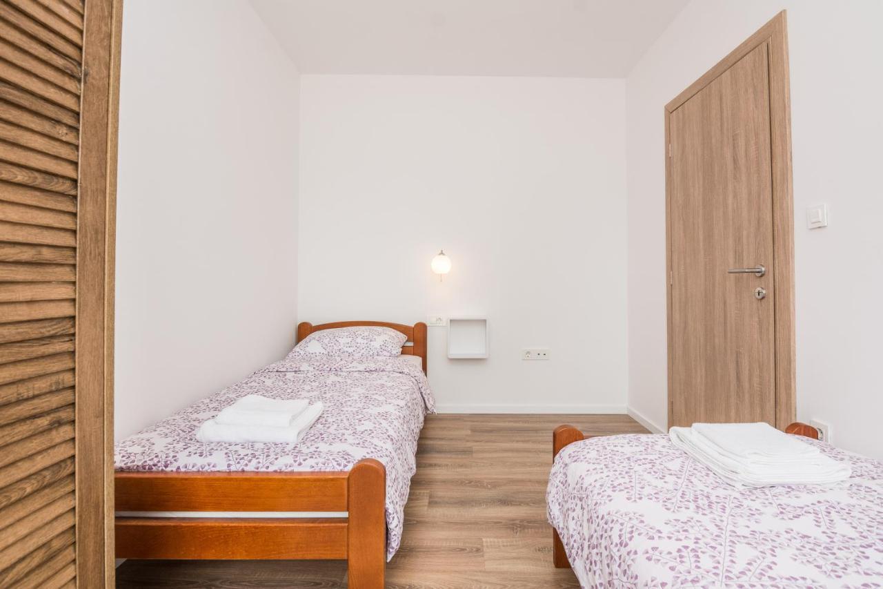 Zilip Apartments Вир Экстерьер фото