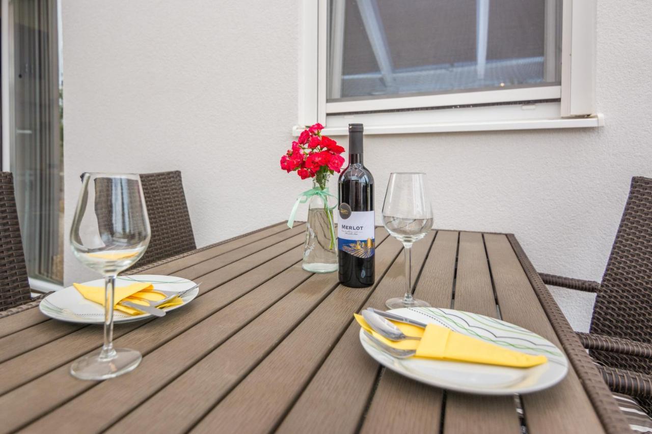 Zilip Apartments Вир Экстерьер фото