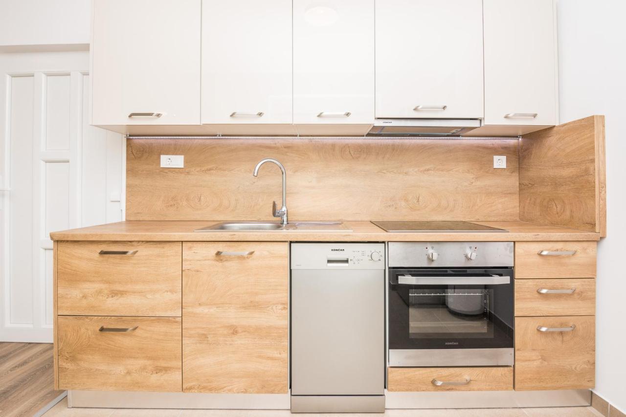 Zilip Apartments Вир Экстерьер фото